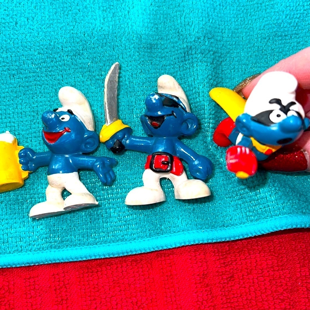 Smurfs PVC figures vintage read description!!